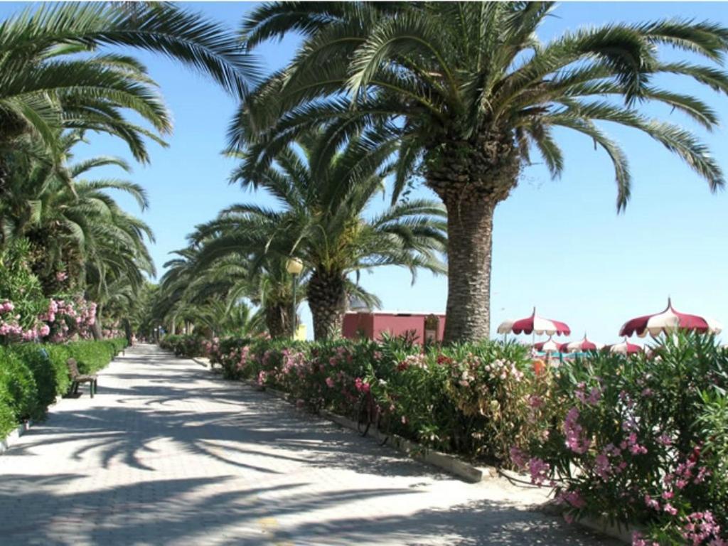 Casa A Due Passi Dal Mare Apartman Cupra Marittima Kültér fotó
