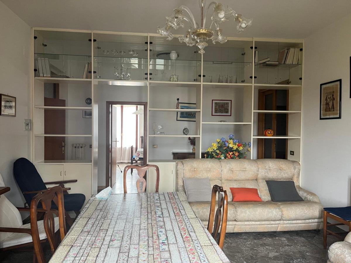 Casa A Due Passi Dal Mare Apartman Cupra Marittima Kültér fotó